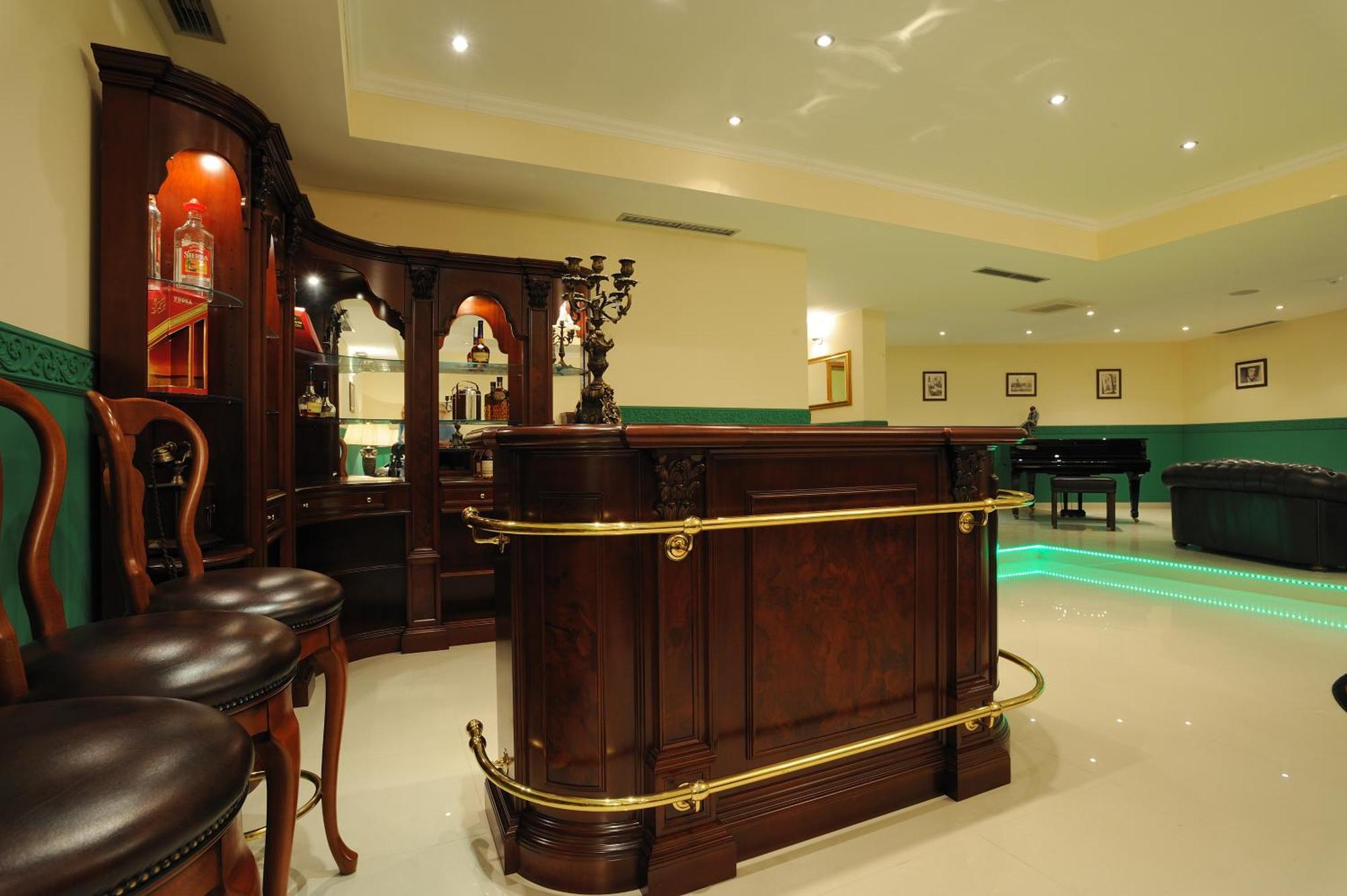 Hotel Solitudo Убли Экстерьер фото